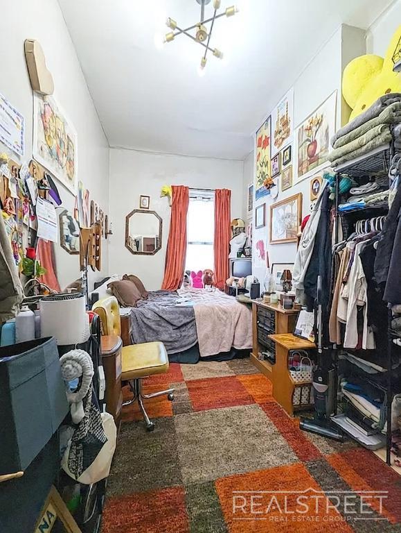 Building Photo - Utica Avenue