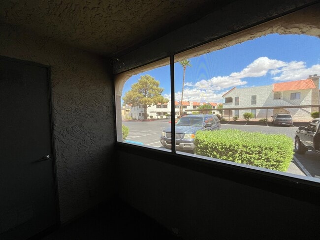 Building Photo - 1312 Bass Dr