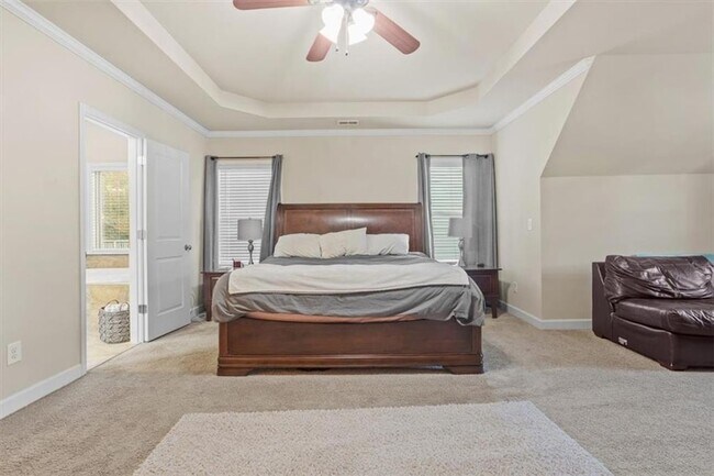 Building Photo - 821 Tramore Ct