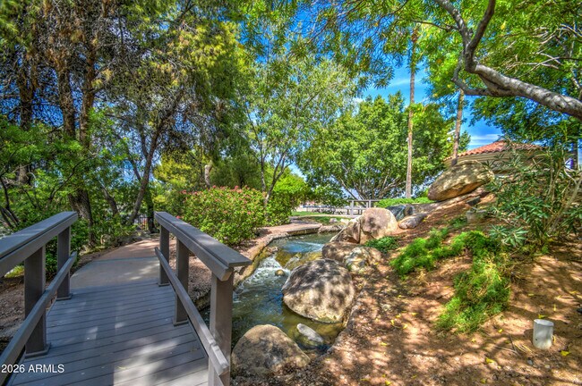 Building Photo - 2201 E Tahitian Way