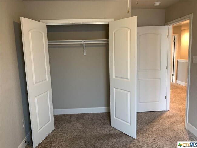 Building Photo - 2024 Rueben Rd