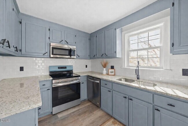 Building Photo - Earn Wealth While Leasing - Like a Homeowner - Lease to Own