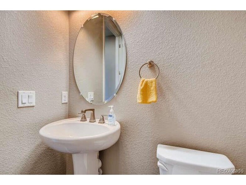 Building Photo - 795 Old Wagon Trail Cir