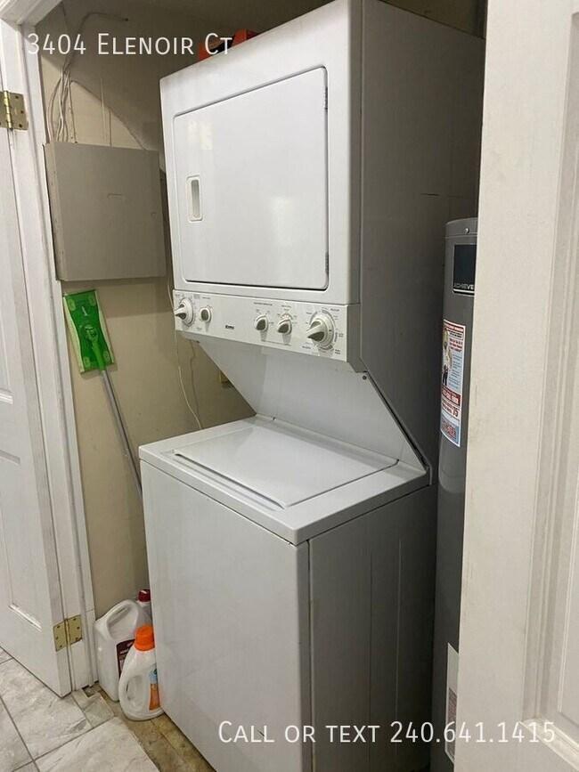 Building Photo - 3404 Elenoir Ct