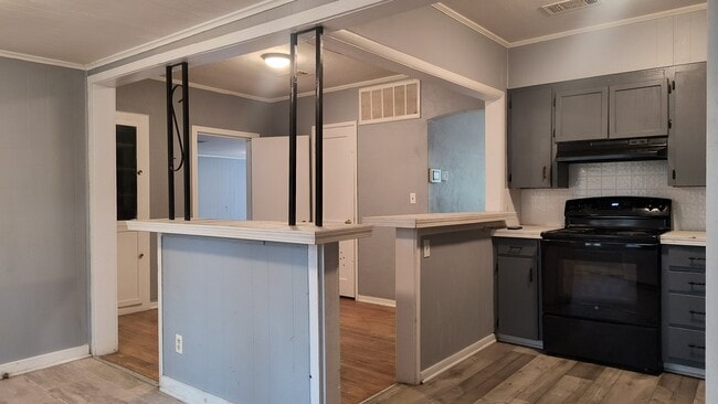Building Photo - 1806 W 29th Ave