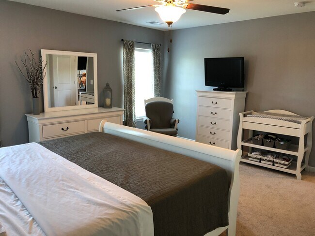Building Photo - 4 Bedroom 2.5 Bath House in Cane Bay Plantation - Summerville