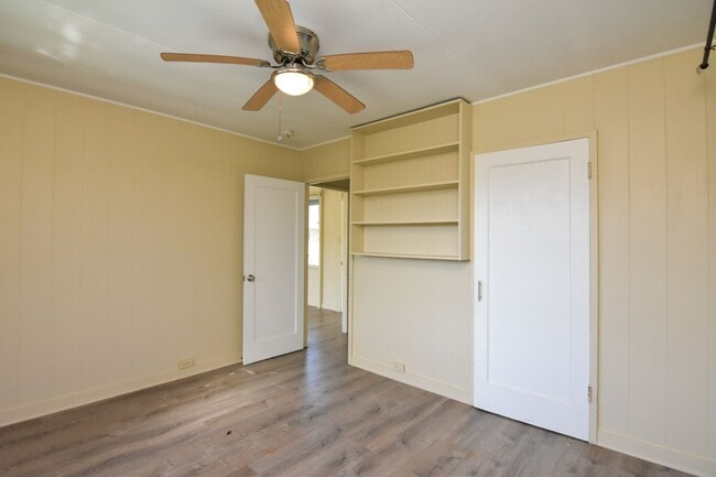 Building Photo - Single Family House in Kailua