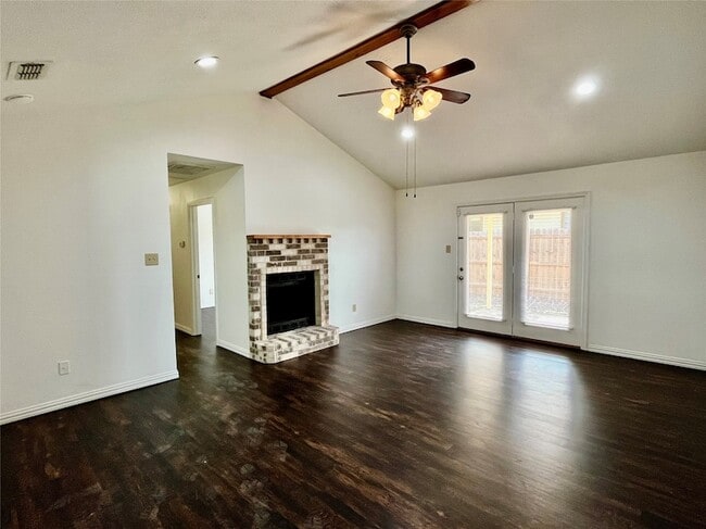 Primary Photo - 2812 Paisley St