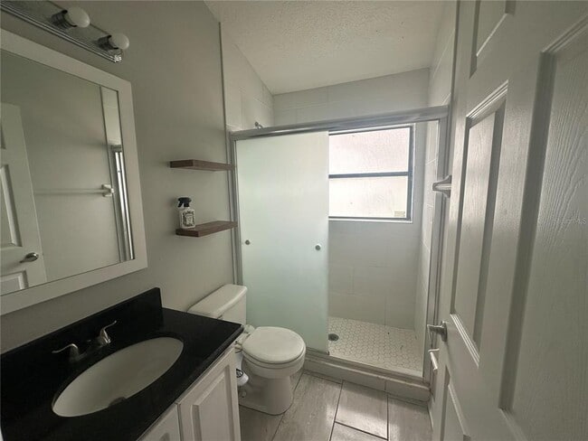 Building Photo - 929 Rosinia Ct
