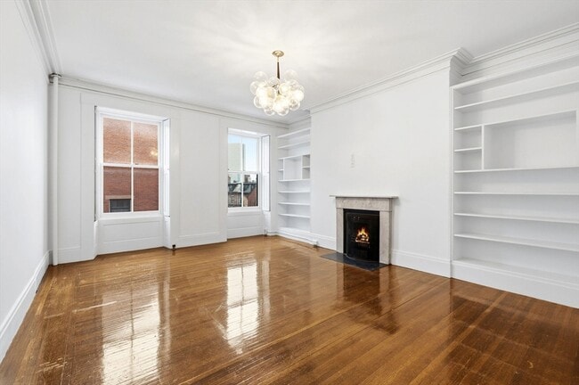 Building Photo - 93 Pinckney St