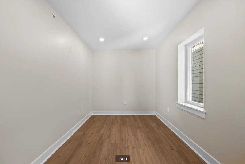 Building Photo - 20 Joyce Kilmer Ave