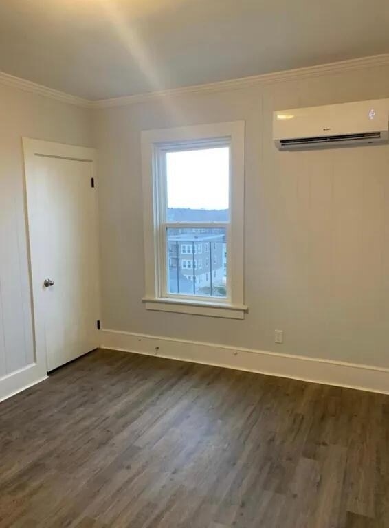 Bedroom - 213 Grand St