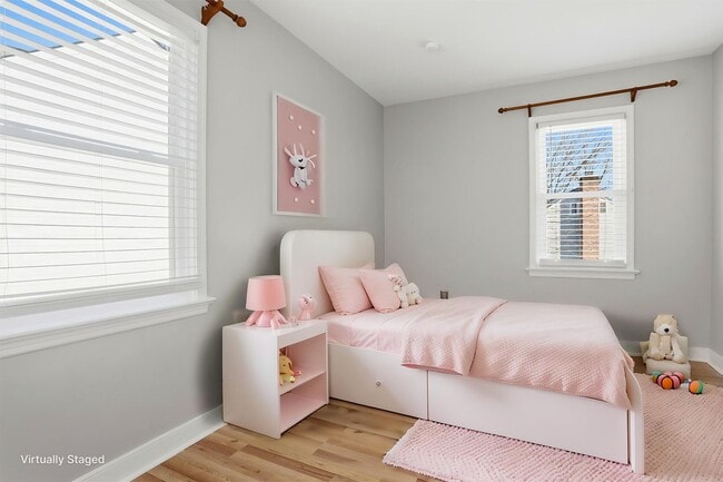 Building Photo - LOVELY 4 BEDROOM HOME IN MONACAN HILLS