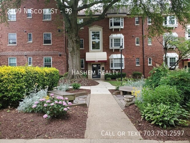 Building Photo - 2109 N Scott St