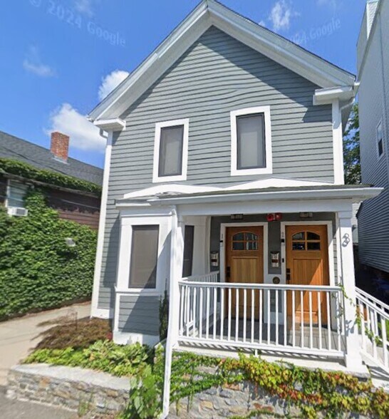 Building Photo - 3 Village St