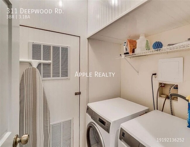 Building Photo - 311 Deepwood Rd