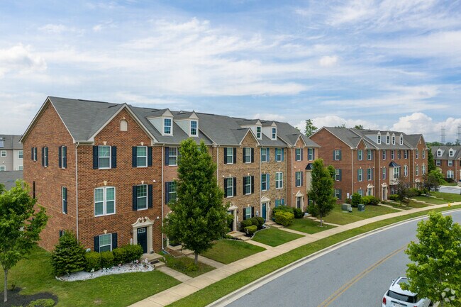 5405-5423 Saint Rita Dr - St. Charles Town Homes