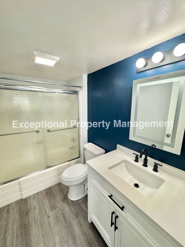 Building Photo - Ready to move in 3 bed 3 bath home!