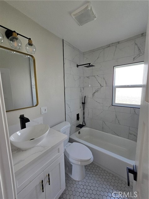 Building Photo - 3772 Ruthelen St