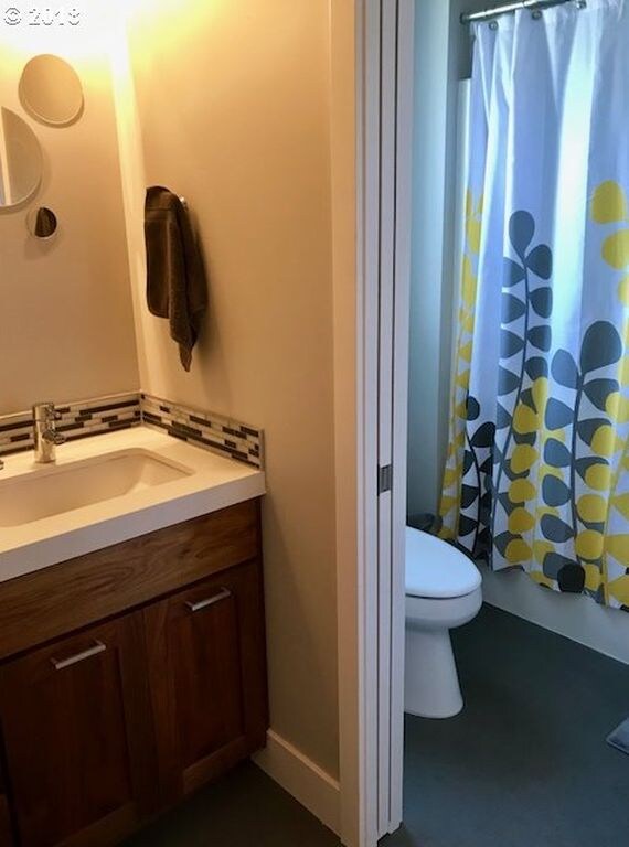 Building Photo - 1534 Charnelton Alley