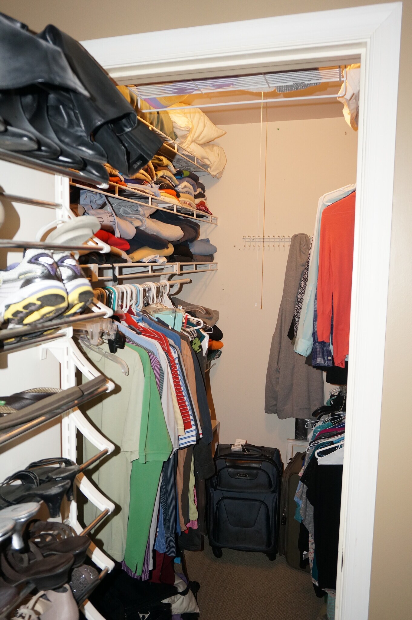 Building Photo - 200 Wheatsheaf Ln