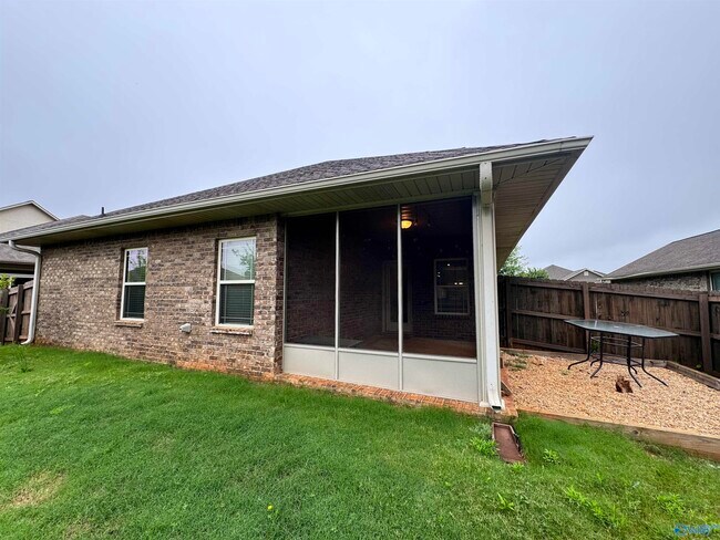 Building Photo - 277 New Bristol Ln