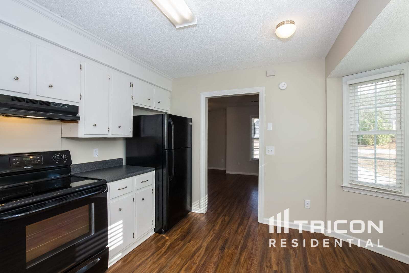 Building Photo - 516 Kenton Dr