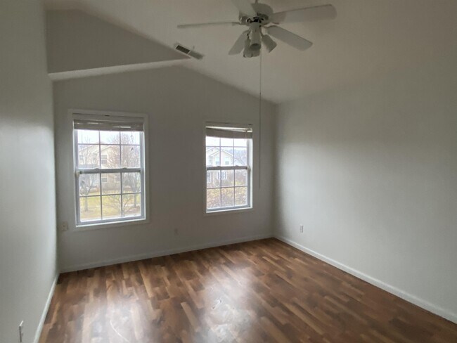 Building Photo - 12465 Shelby Pl