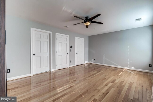 Building Photo - 5820 Pearson Ln