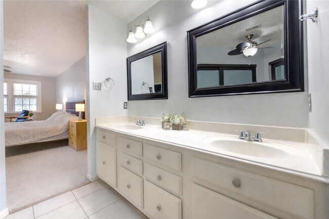 Building Photo - 7027 Brockington Dr