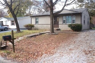 Building Photo - 308 Roselawn Ave