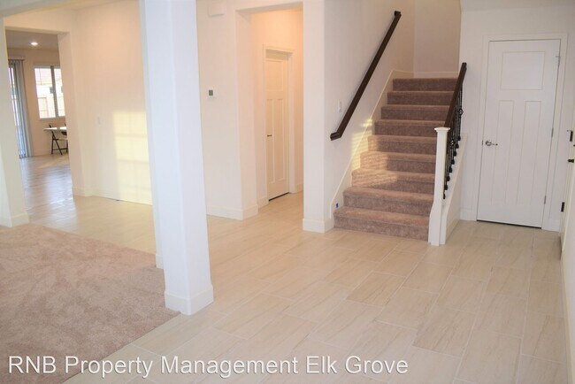 Building Photo - 4 br, 3 bath House - 9303 Chiffonade Way