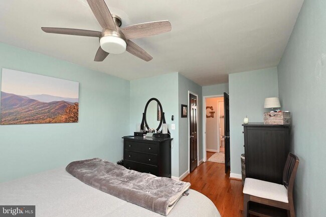 Building Photo - 3080 S Abingdon St