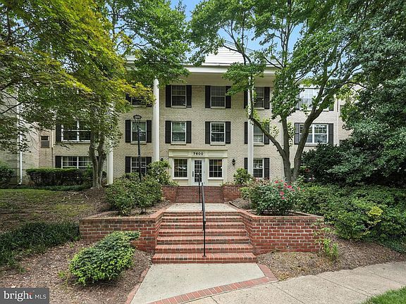 Building Photo - 7600 Tremayne Pl