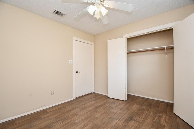 Building Photo - 14230 Cellini Dr