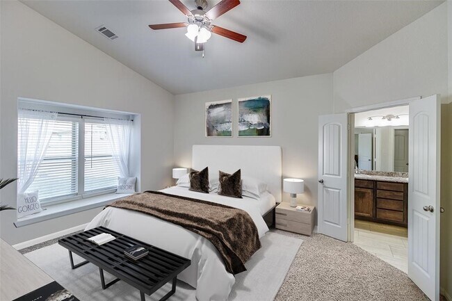 Building Photo - 6230 Mason Wy