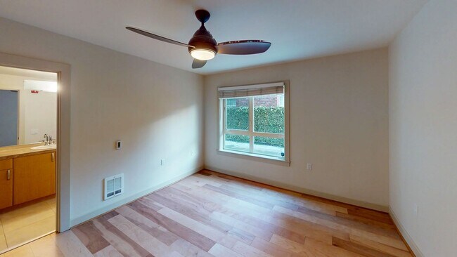 Building Photo - Spacious and Modern Ground Floor 2 bed 2 b...