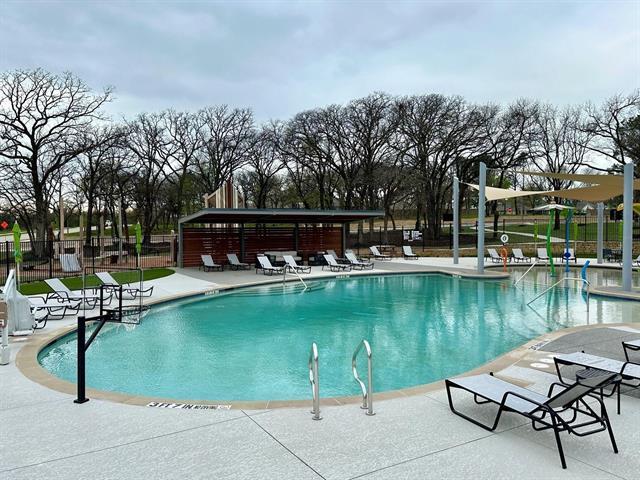 Building Photo - 2708 McCormick St