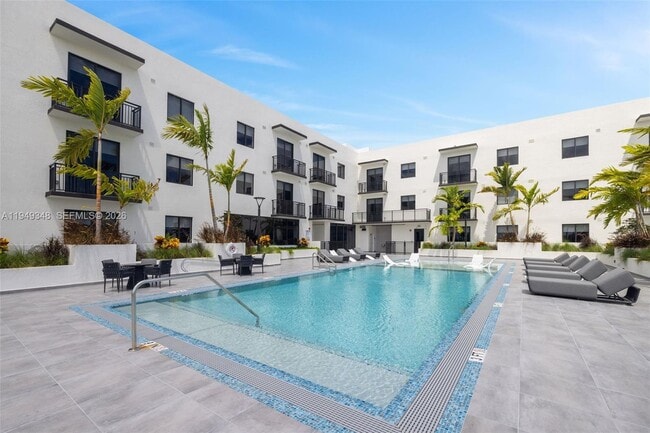 Building Photo - 18300 SW 98th Ave