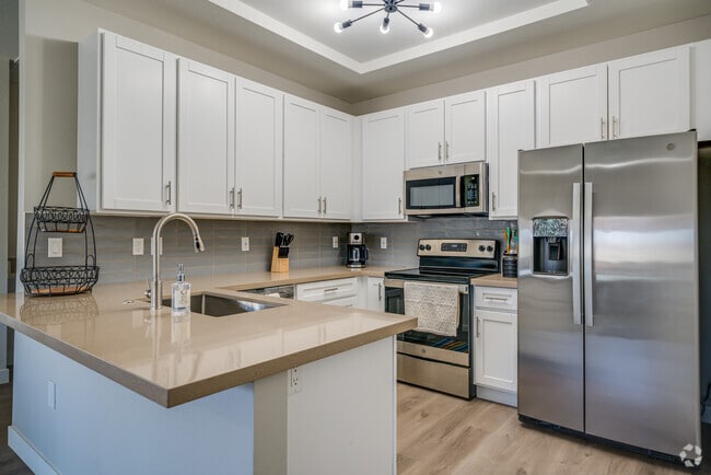 Interior Photo - Landmark on 67th Ave