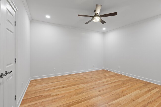 Building Photo - 2021 Hillbrook Cir