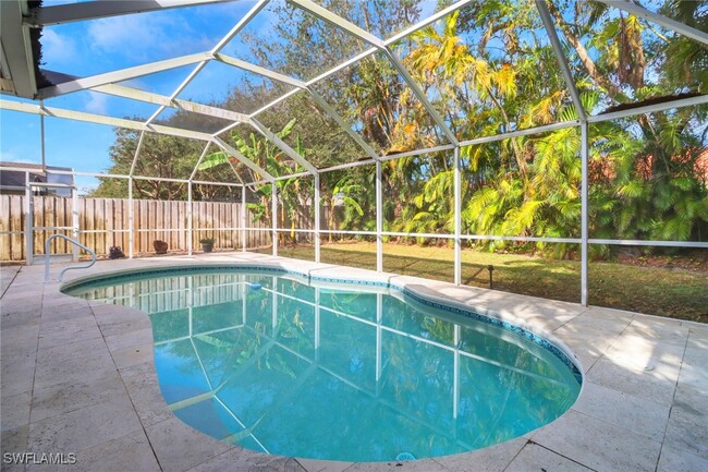 Building Photo - 15028 Savannah Dr