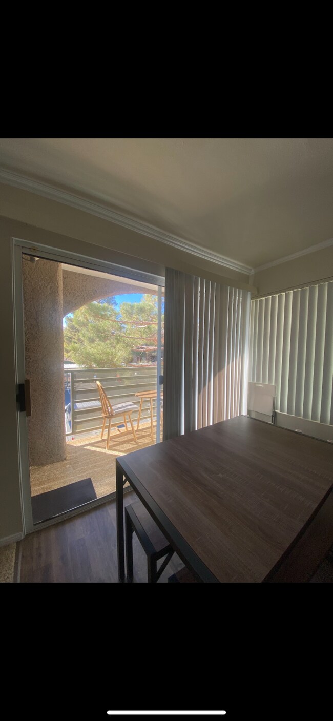 Building Photo - 2100 Jetty Rock Dr