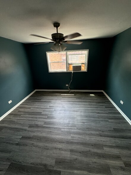 Building Photo - 8212 S Dobson Ave