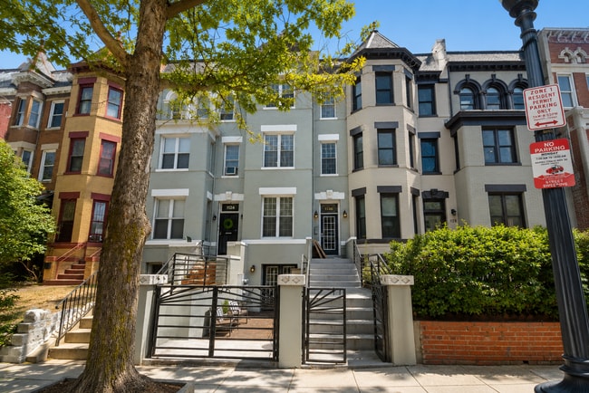 Building Photo - 1126 Columbia Rd NW
