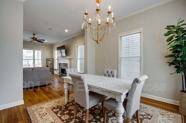Building Photo - 1018 Harbor Bend Cir