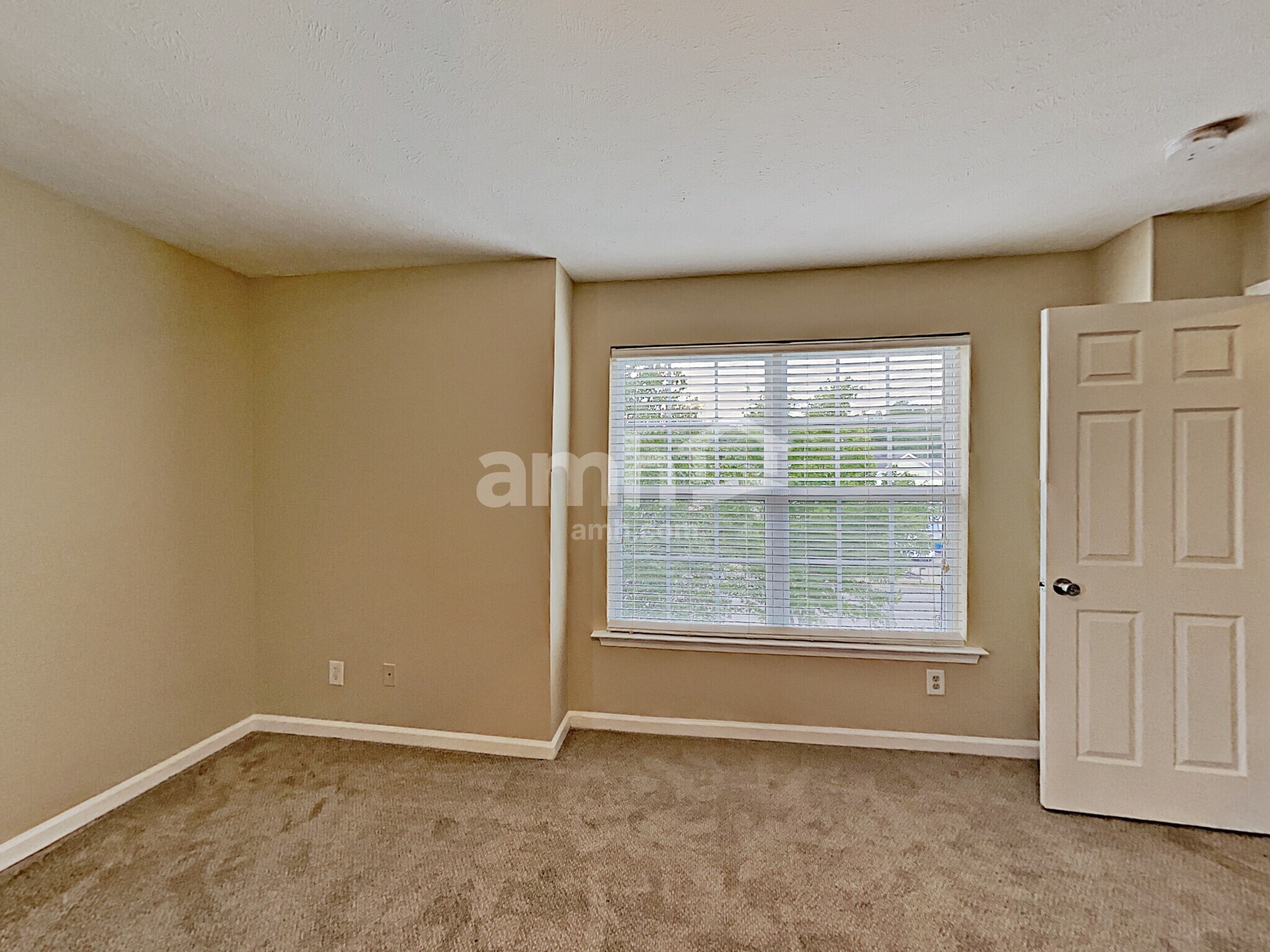 Building Photo - 111 Dreville Dr