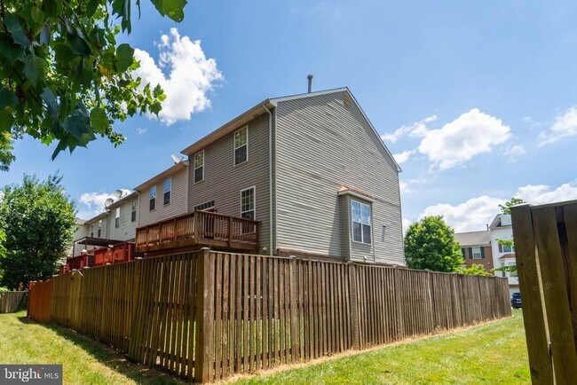 Building Photo - 15154 Brazil Cir