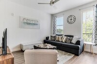 Building Photo - 1500 N Henderson Ave