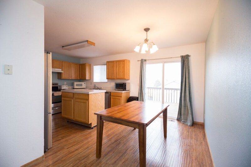Building Photo - 4154 La Junta Dr